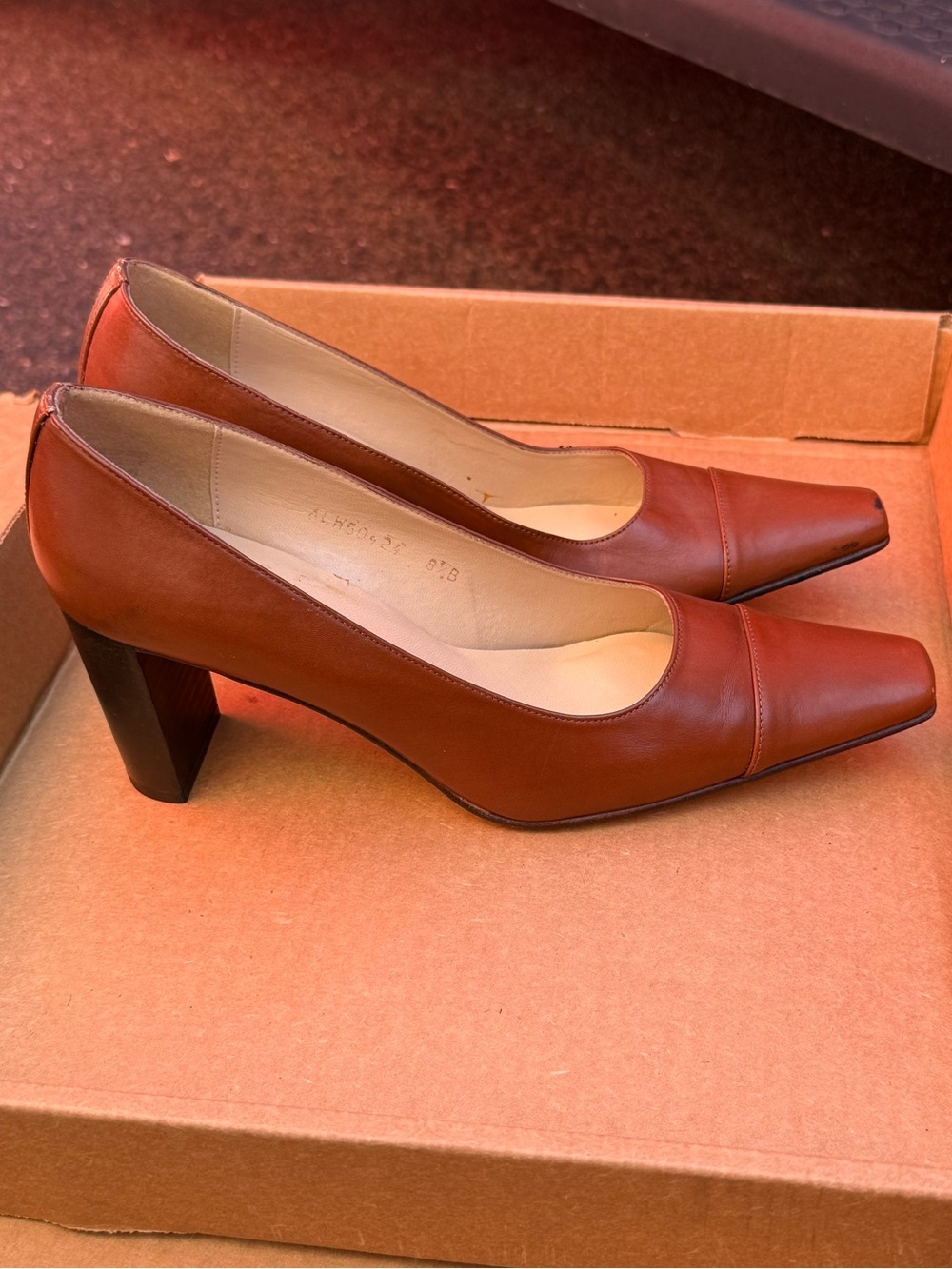 Lauren Ralph Lauren brown pumps size 8.5